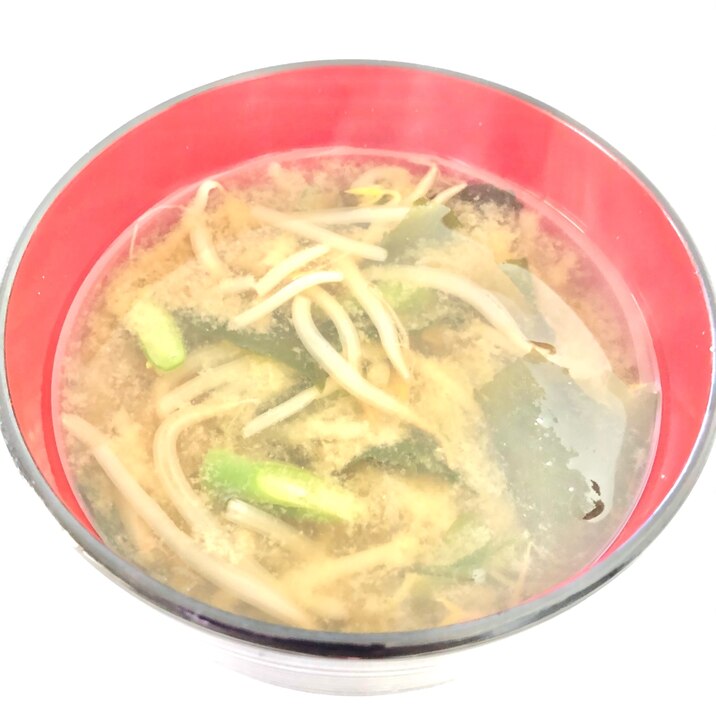 もやしジャガイモいんげんワカメ味噌汁